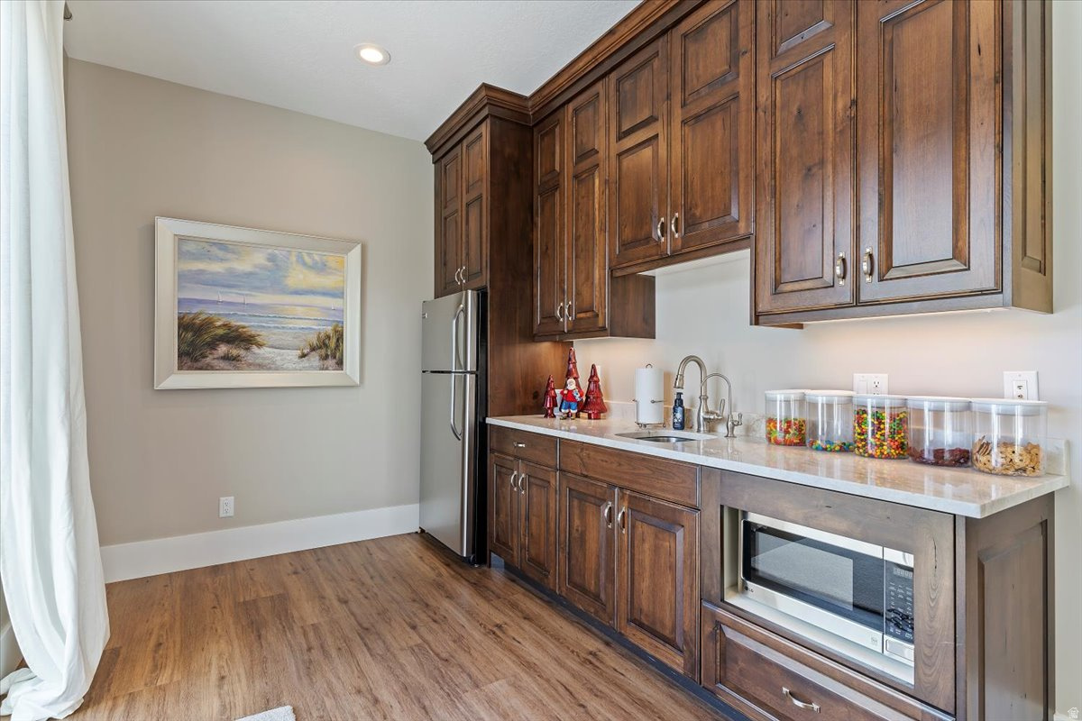 COTTONWOOD HILLS - Residential