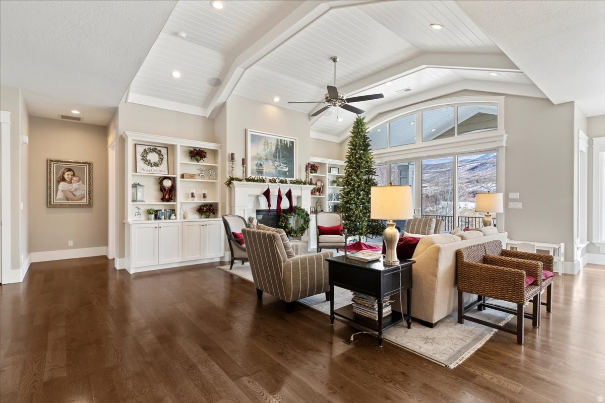 COTTONWOOD HILLS - Residential