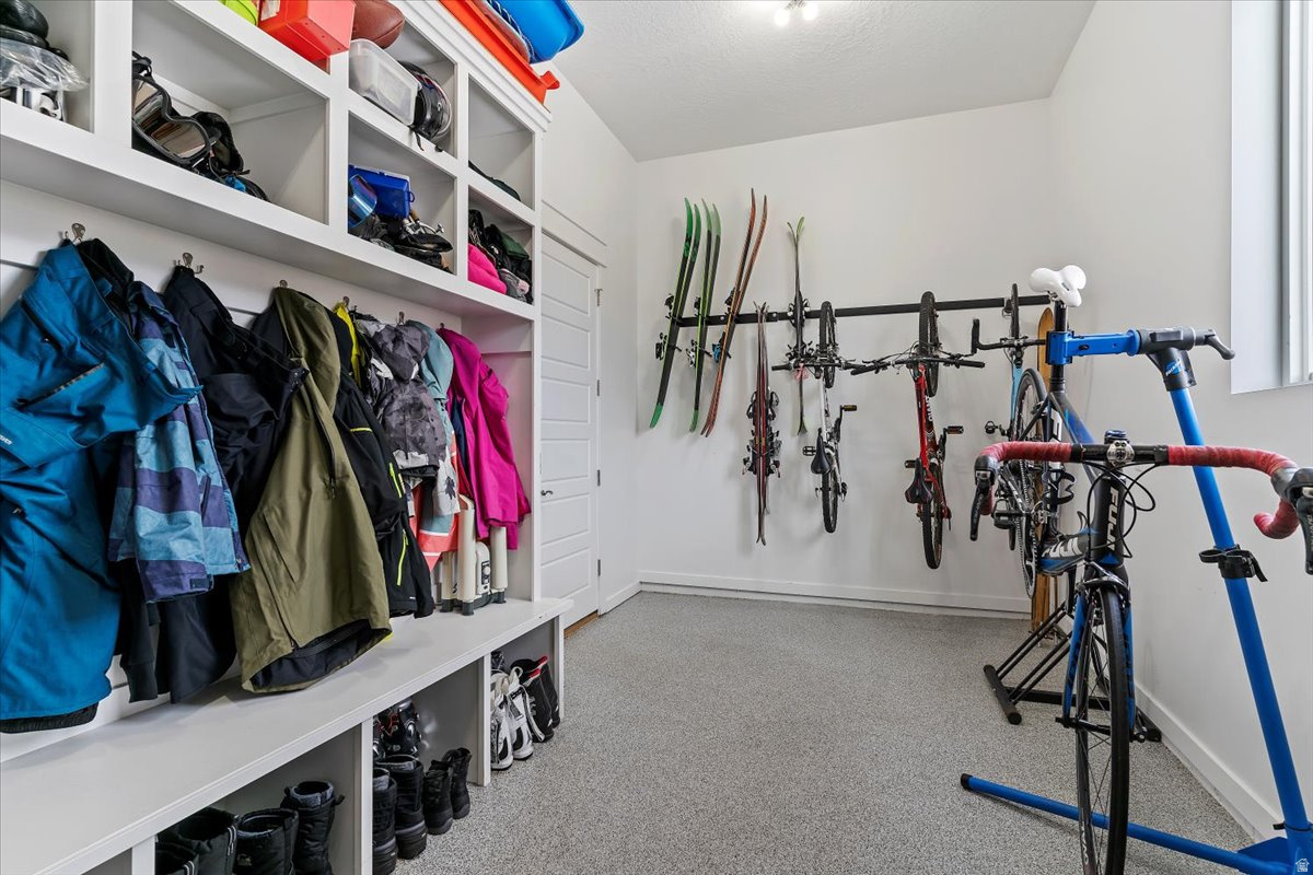 COTTONWOOD HILLS - Residential