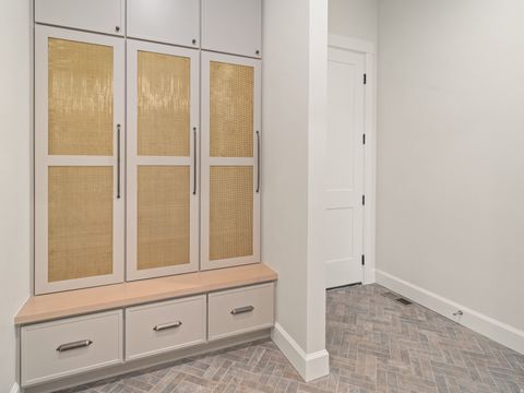 Tiny photo for 387 S 7900 E, Huntsville, UT 84317 (MLS # 2128354)