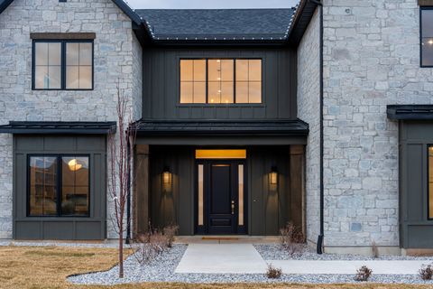 Tiny photo for 387 S 7900 E, Huntsville, UT 84317 (MLS # 2128354)