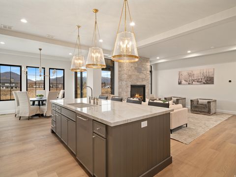 Tiny photo for 387 S 7900 E, Huntsville, UT 84317 (MLS # 2128354)