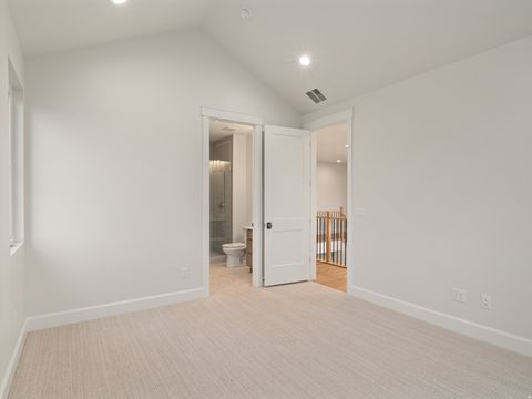 Tiny photo for 387 S 7900 E, Huntsville, UT 84317 (MLS # 2128354)