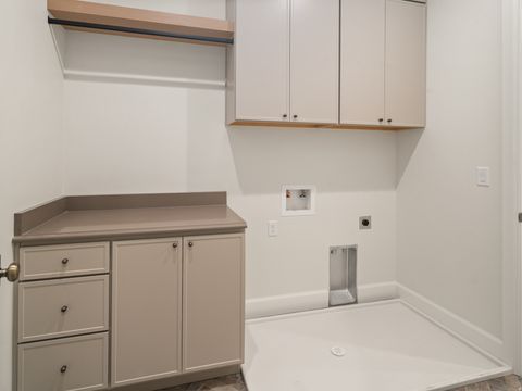 Tiny photo for 387 S 7900 E, Huntsville, UT 84317 (MLS # 2128354)