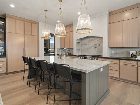 Tiny photo for 387 S 7900 E, Huntsville, UT 84317 (MLS # 2128354)