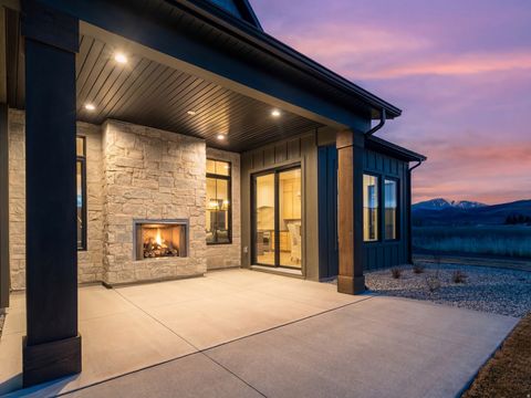 Tiny photo for 387 S 7900 E, Huntsville, UT 84317 (MLS # 2128354)