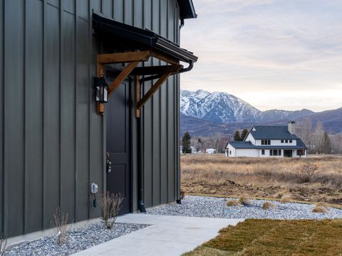 Tiny photo for 387 S 7900 E, Huntsville, UT 84317 (MLS # 2128354)