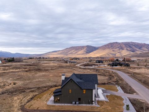 Tiny photo for 387 S 7900 E, Huntsville, UT 84317 (MLS # 2128354)