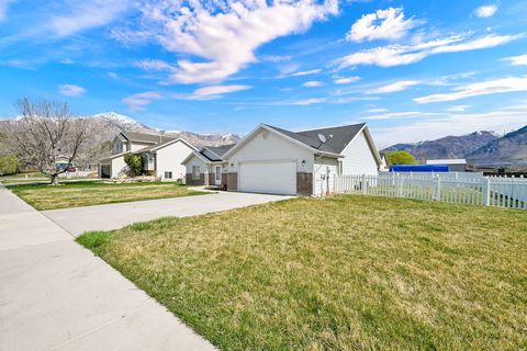 Tiny photo for 2530 N 350 W, Harrisville, UT 84414 (MLS # 2144171)