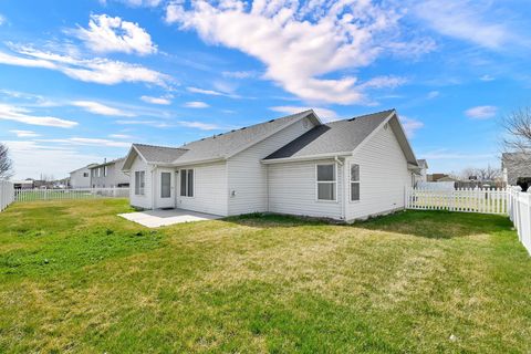 Tiny photo for 2530 N 350 W, Harrisville, UT 84414 (MLS # 2144171)