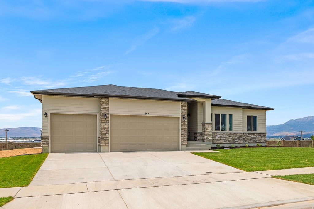 Photo of 1706 S WINDSONG DR #361, Santaquin, UT 84655 (MLS # 2152063)