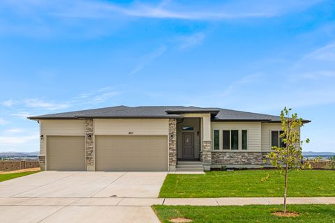 Photo of 1706 S WINDSONG DR #MORRIS, Santaquin, UT 84655 (MLS # 2152063)