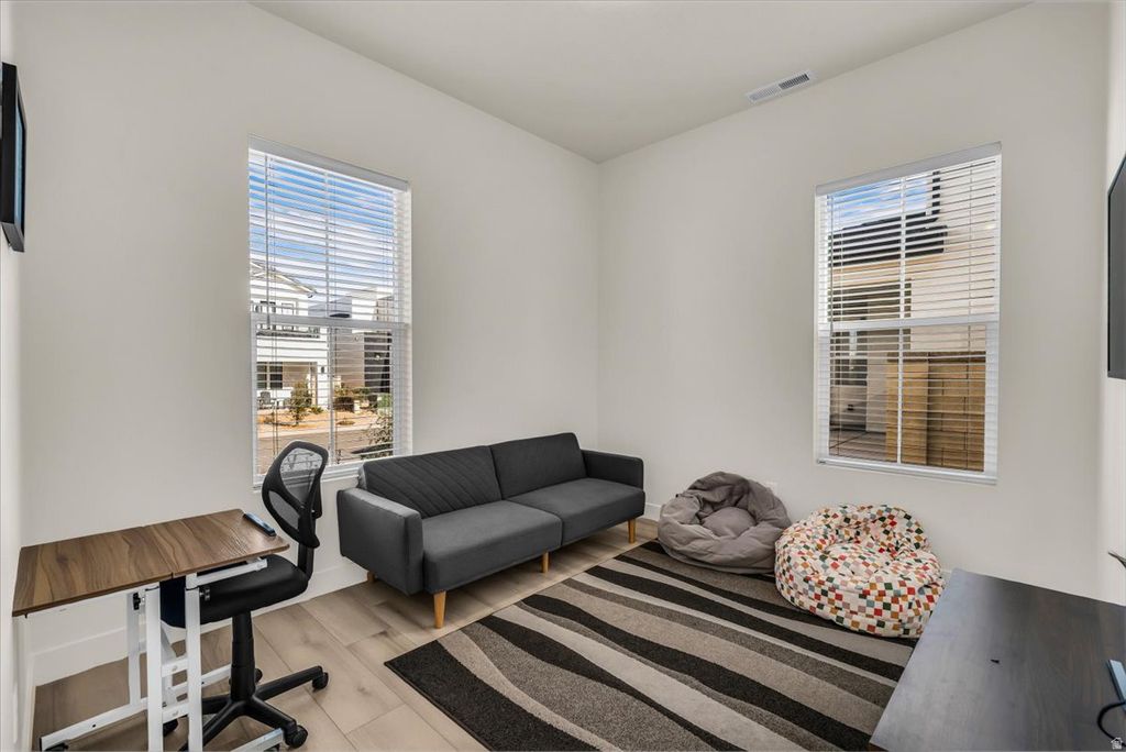 Photo of 663 W JUNIPER DR, Saint George, UT 84790 (MLS # 2137295)