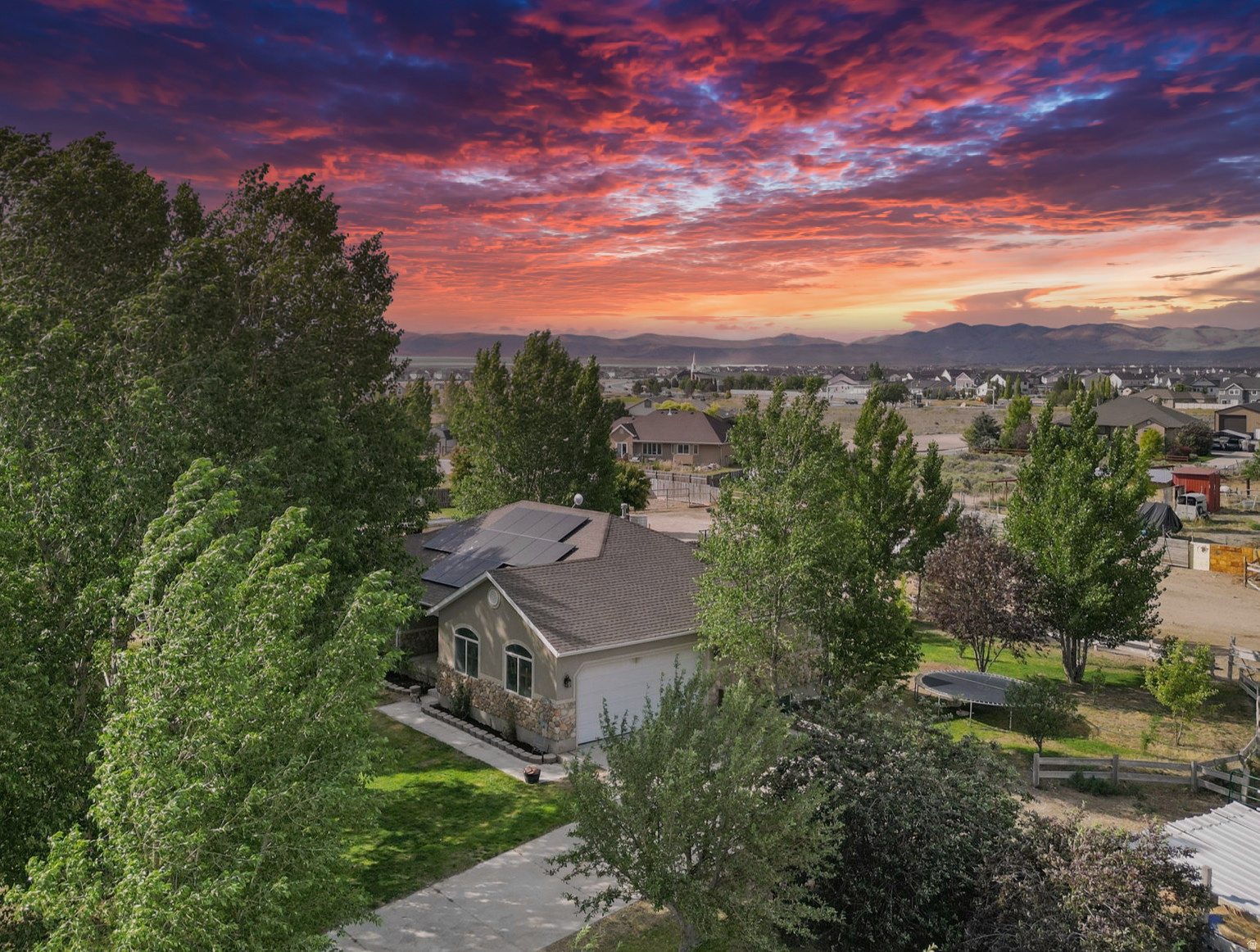 OVERLAND TRAILS - Residential