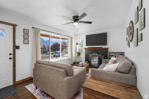 Tiny photo for 917 N GARDEN DR, Orem, UT 84057 (MLS # 2118635)