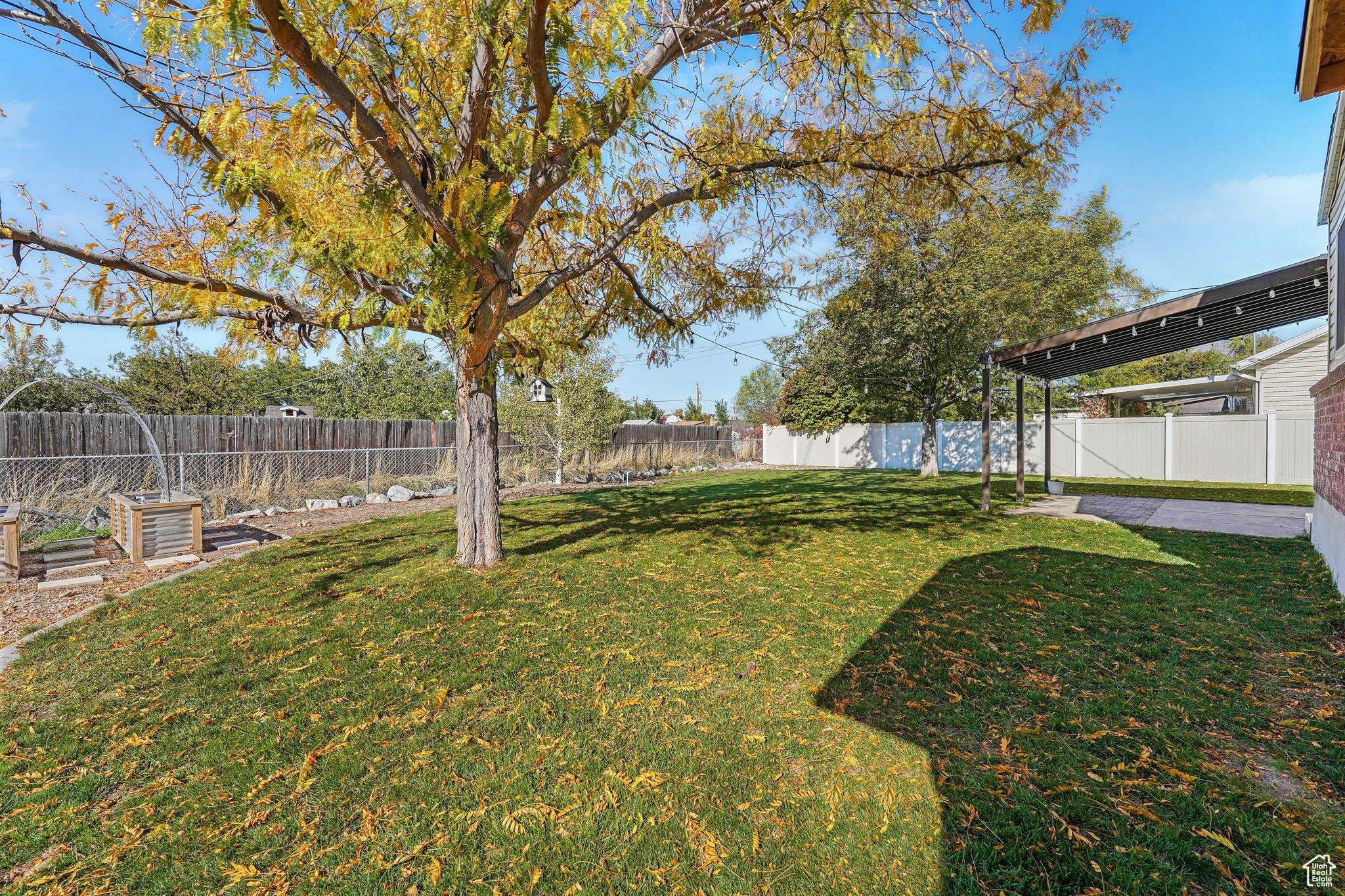 MEMMO GARDENS - Residential