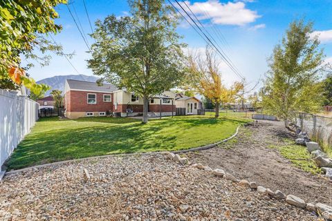 Tiny photo for 917 N GARDEN DR, Orem, UT 84057 (MLS # 2118635)