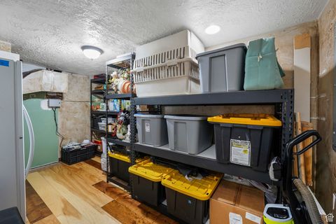 Tiny photo for 917 N GARDEN DR, Orem, UT 84057 (MLS # 2118635)