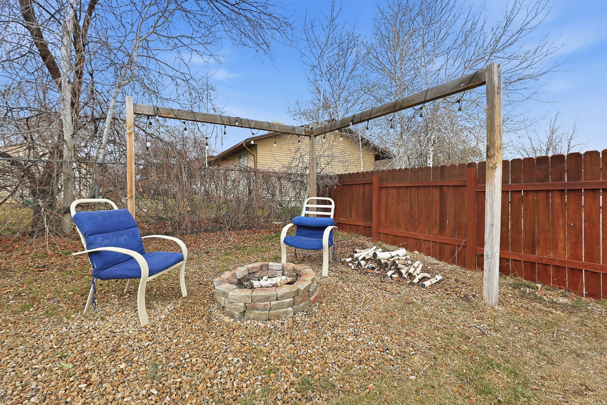 OQUIRRH SHADOWS - Residential