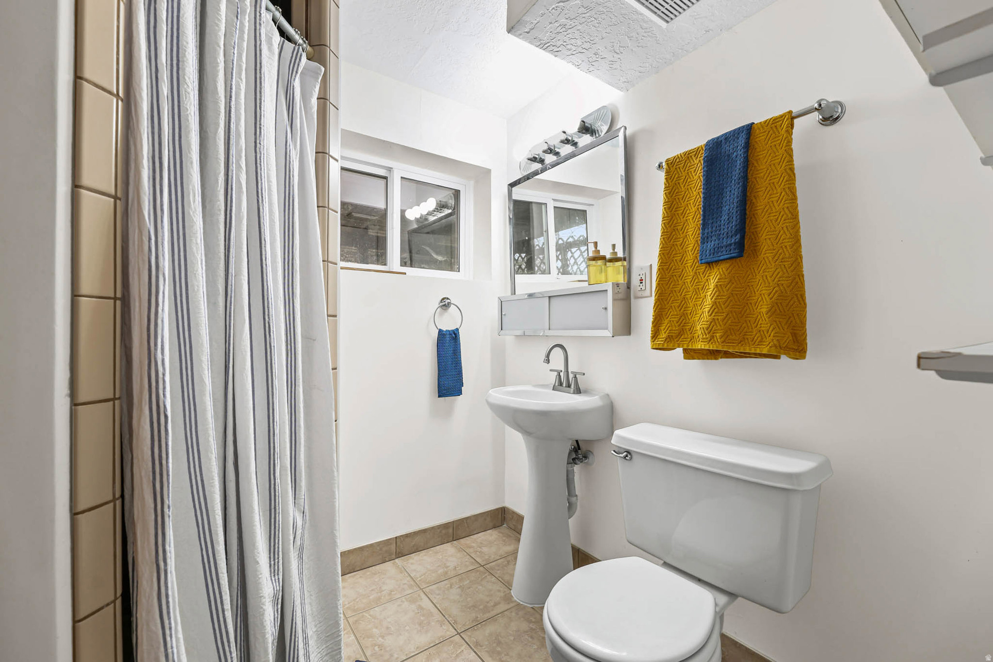 OQUIRRH SHADOWS - Residential