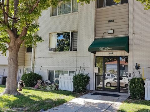 Tiny photo for 555 N STARCREST DR #B28, Salt Lake City, UT 84116 (MLS # 2120462)