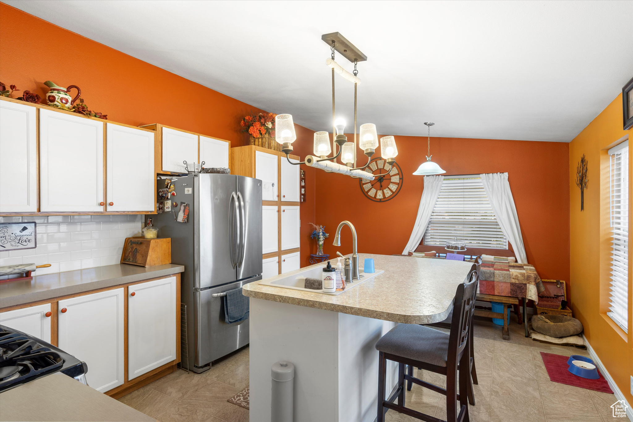 COTTONWOOD ESTATES - Residential