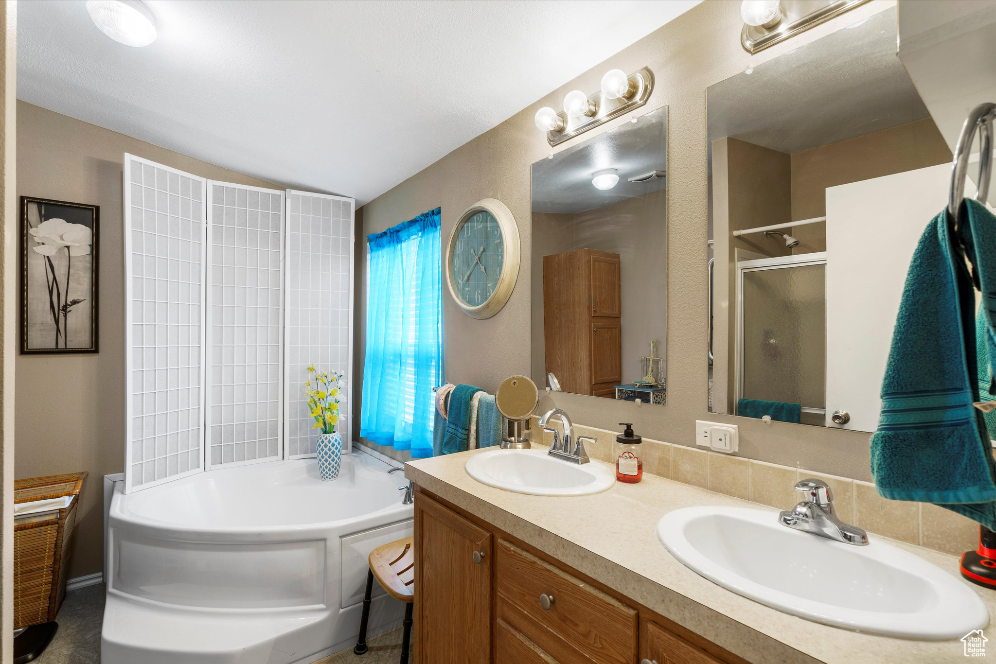 COTTONWOOD ESTATES - Residential