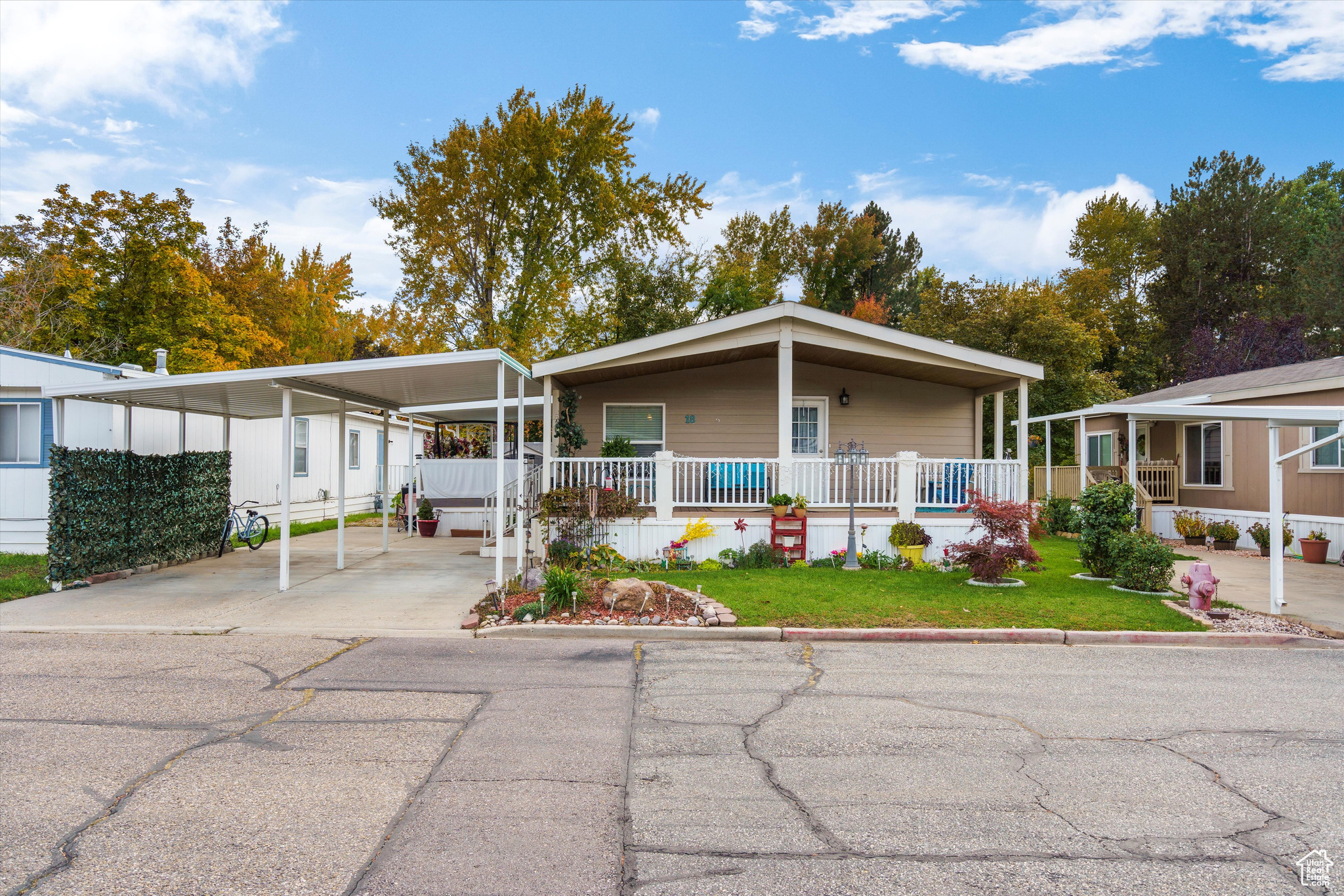 COTTONWOOD ESTATES - Residential