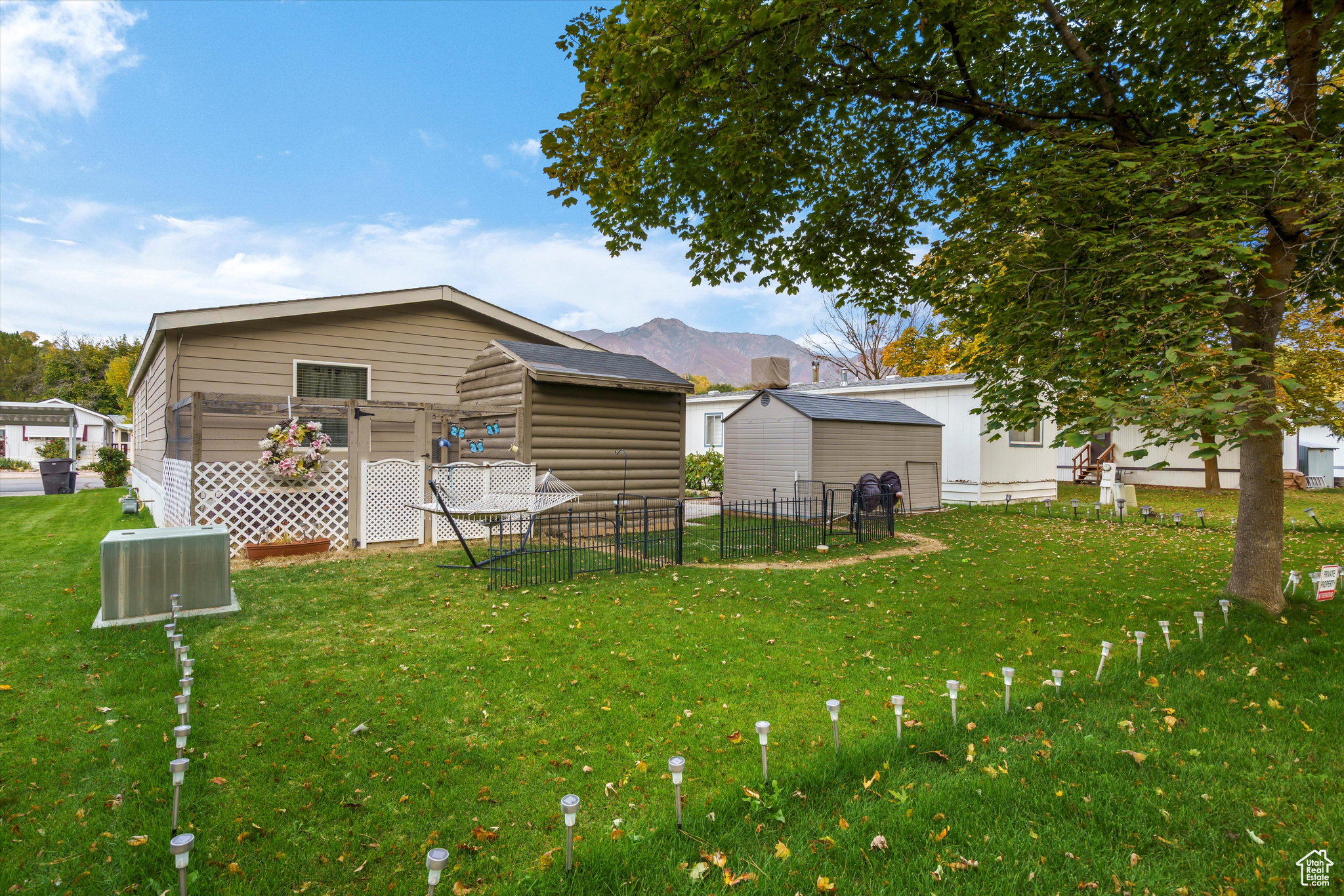 COTTONWOOD ESTATES - Residential