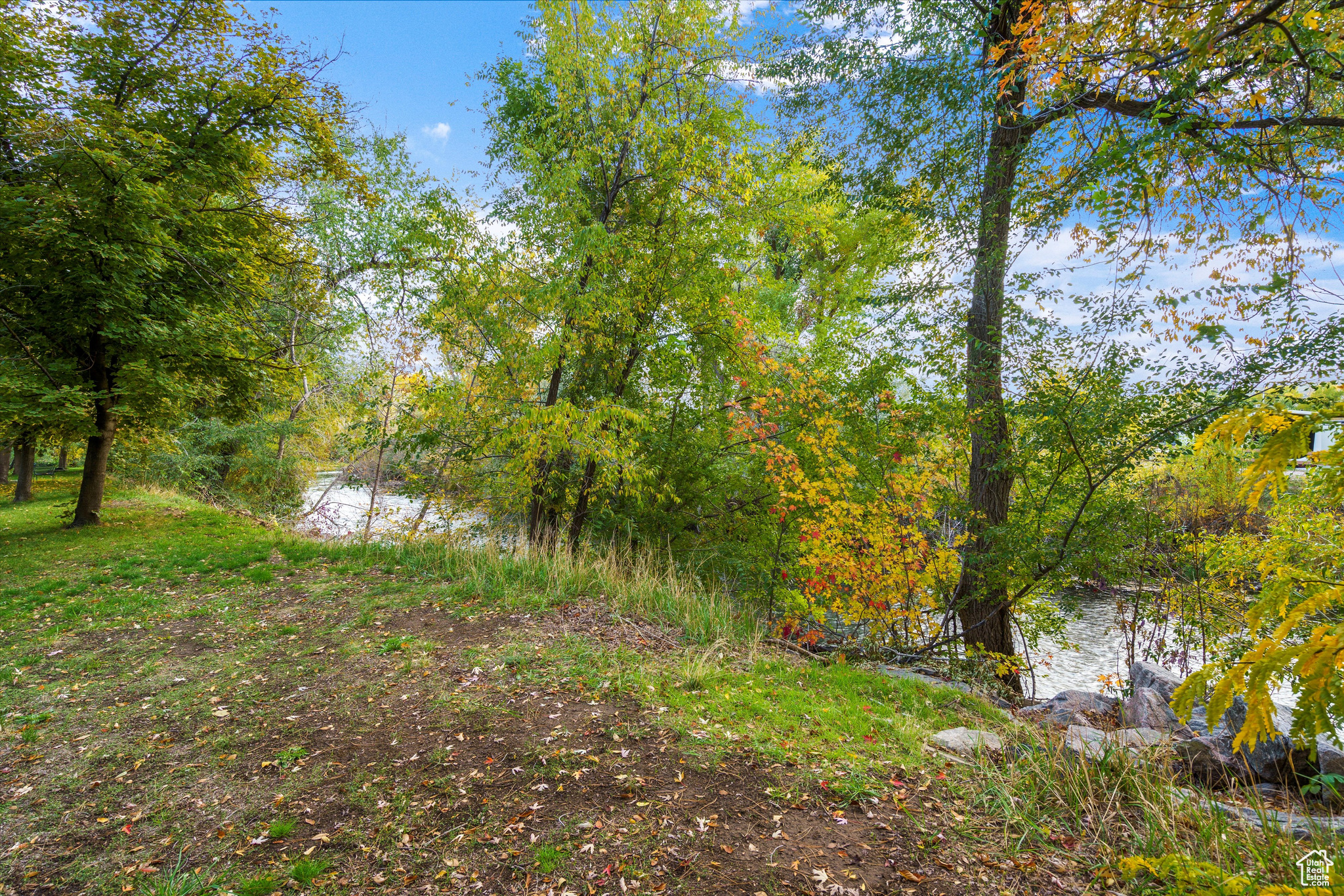 COTTONWOOD ESTATES - Residential