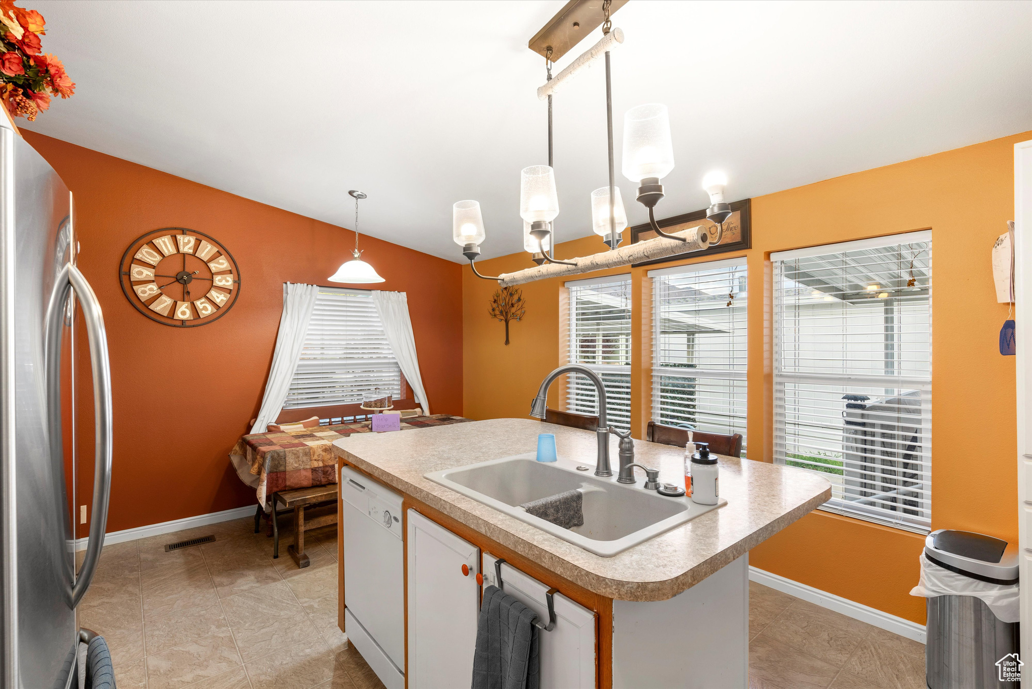 COTTONWOOD ESTATES - Residential