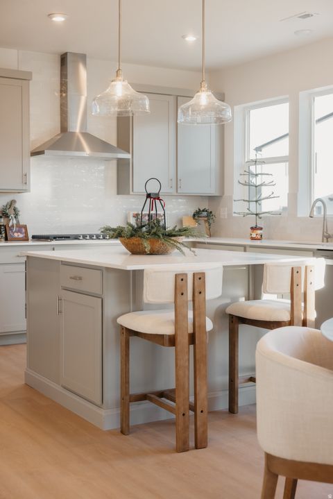 Tiny photo for 5215 S PARAMOUNT DR, Riverdale, UT 84405 (MLS # 2138568)