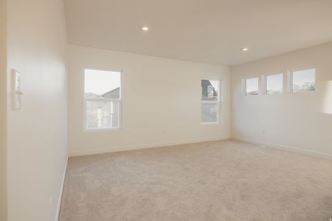 Tiny photo for 5215 S PARAMOUNT DR, Riverdale, UT 84405 (MLS # 2138568)