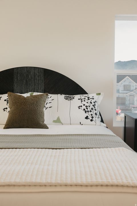 Tiny photo for 5215 S PARAMOUNT DR, Riverdale, UT 84405 (MLS # 2138568)