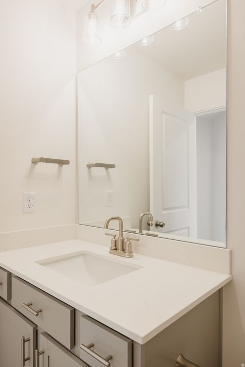 Tiny photo for 5215 S PARAMOUNT DR, Riverdale, UT 84405 (MLS # 2138568)