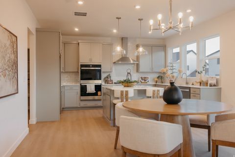 Tiny photo for 5215 S PARAMOUNT DR, Riverdale, UT 84405 (MLS # 2138568)