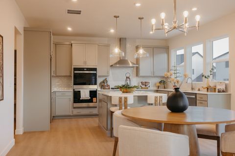 Tiny photo for 5215 S PARAMOUNT DR, Riverdale, UT 84405 (MLS # 2138568)