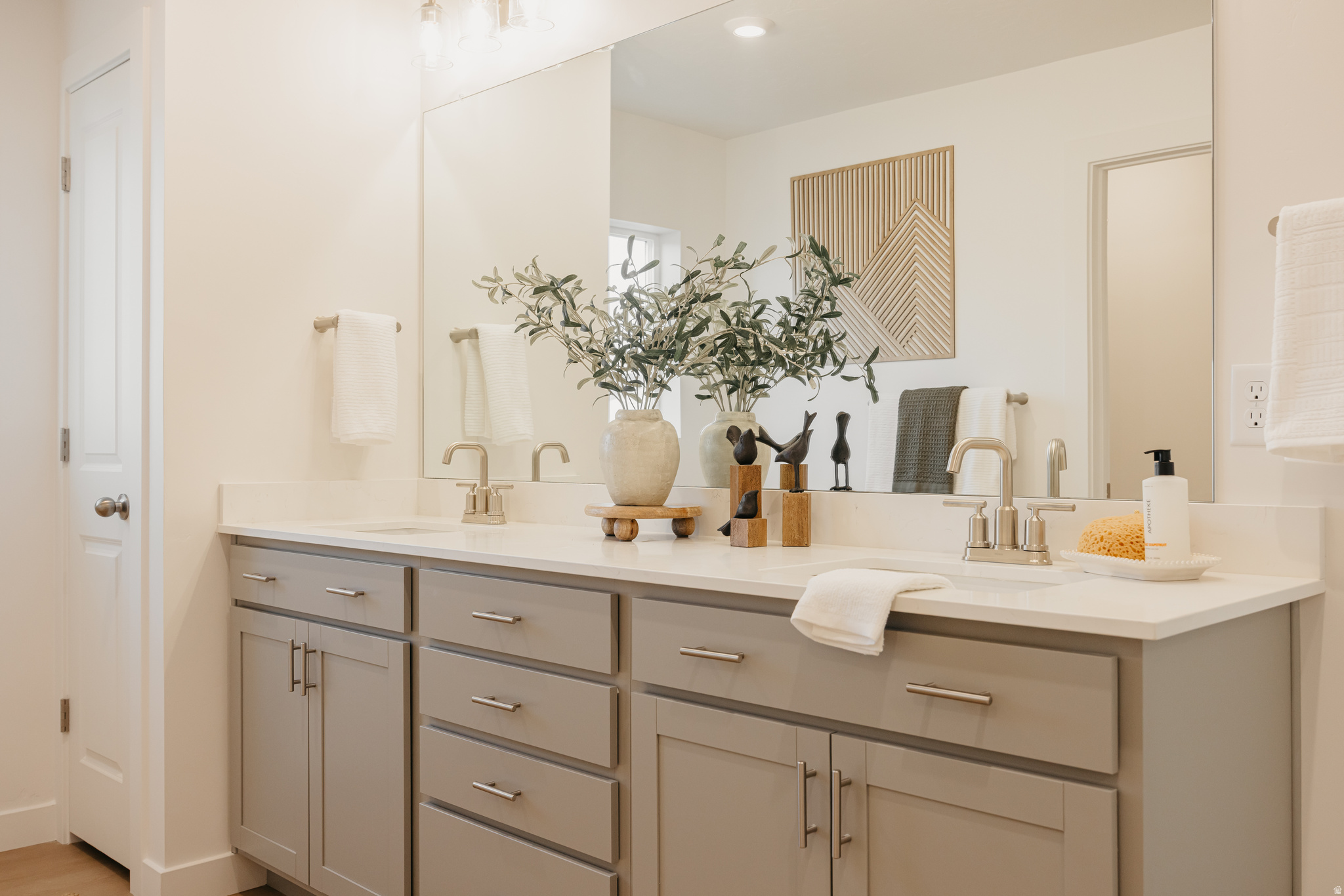 RIVERSIDE ESTATES - Residential