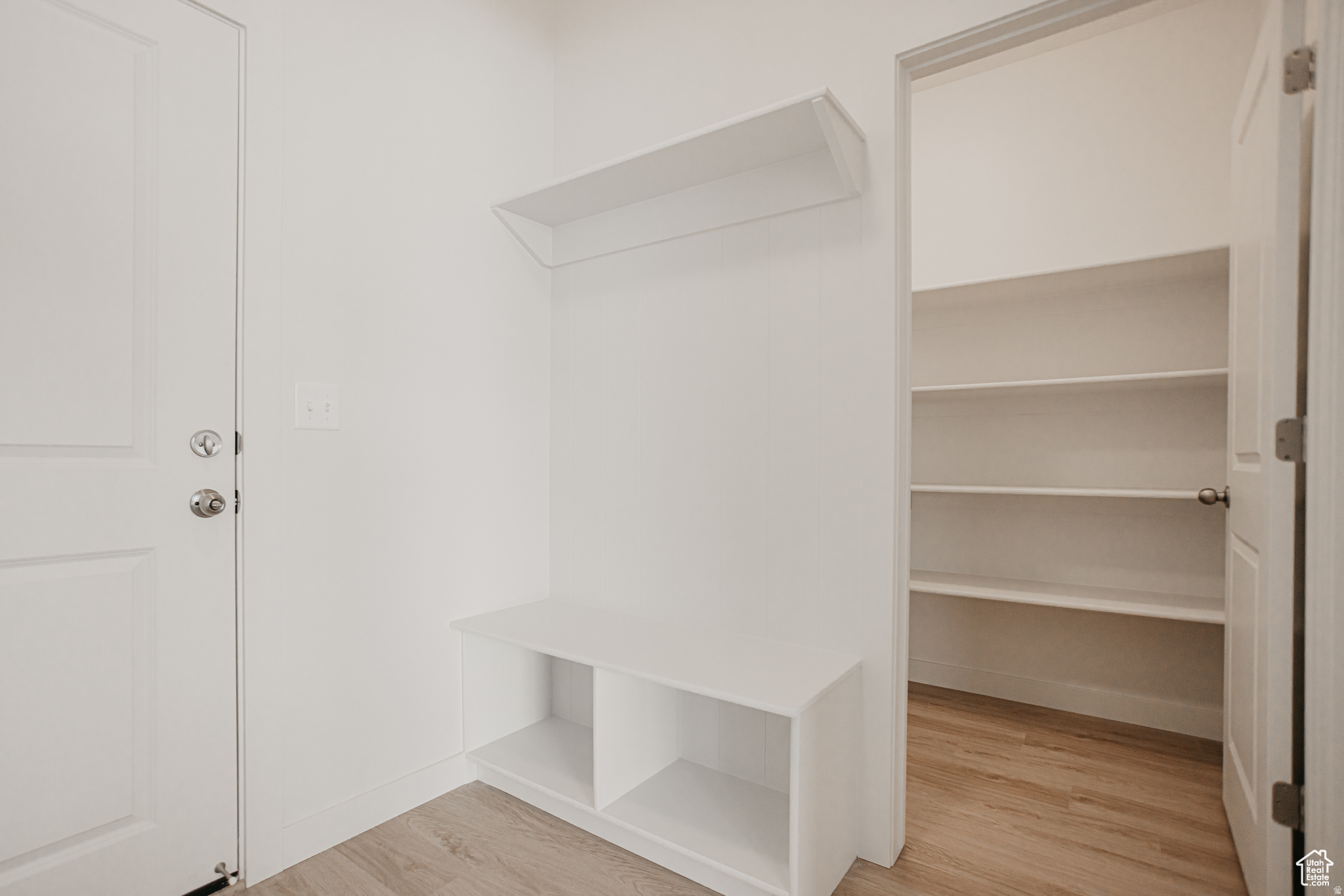 RIVERSIDE ESTATES - Residential