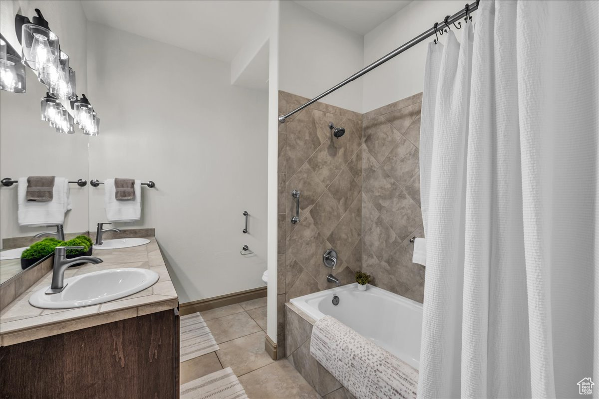 BELLA TERRAZZA 2 @ SUNBROOK - Residential