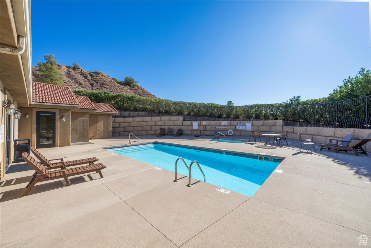 BELLA TERRAZZA 2 @ SUNBROOK - Residential