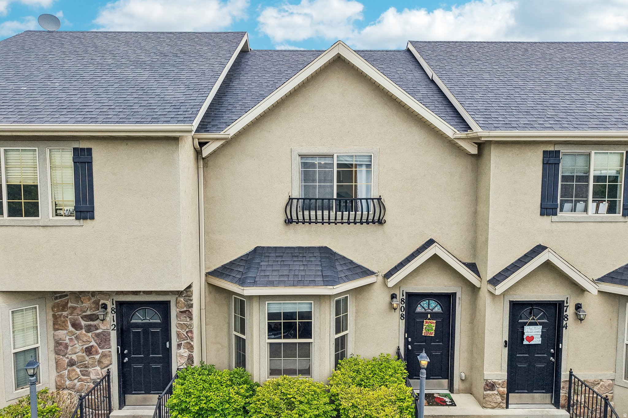 CAMELOT - Residential