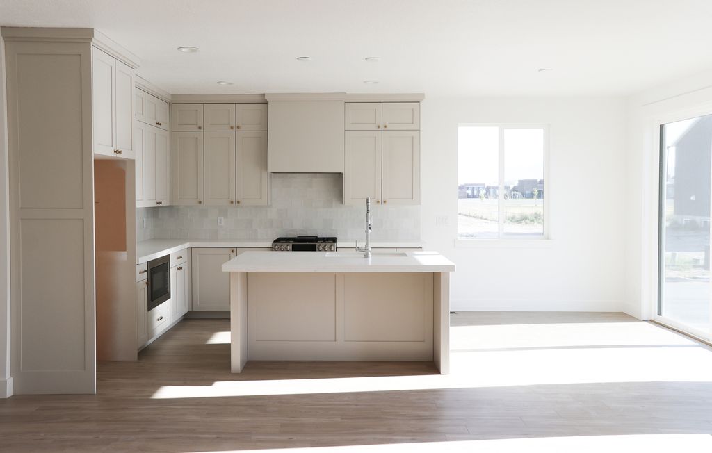 Photo of 3684 W 2170 AVE S #112, Syracuse, UT 84075 (MLS # 2142949)