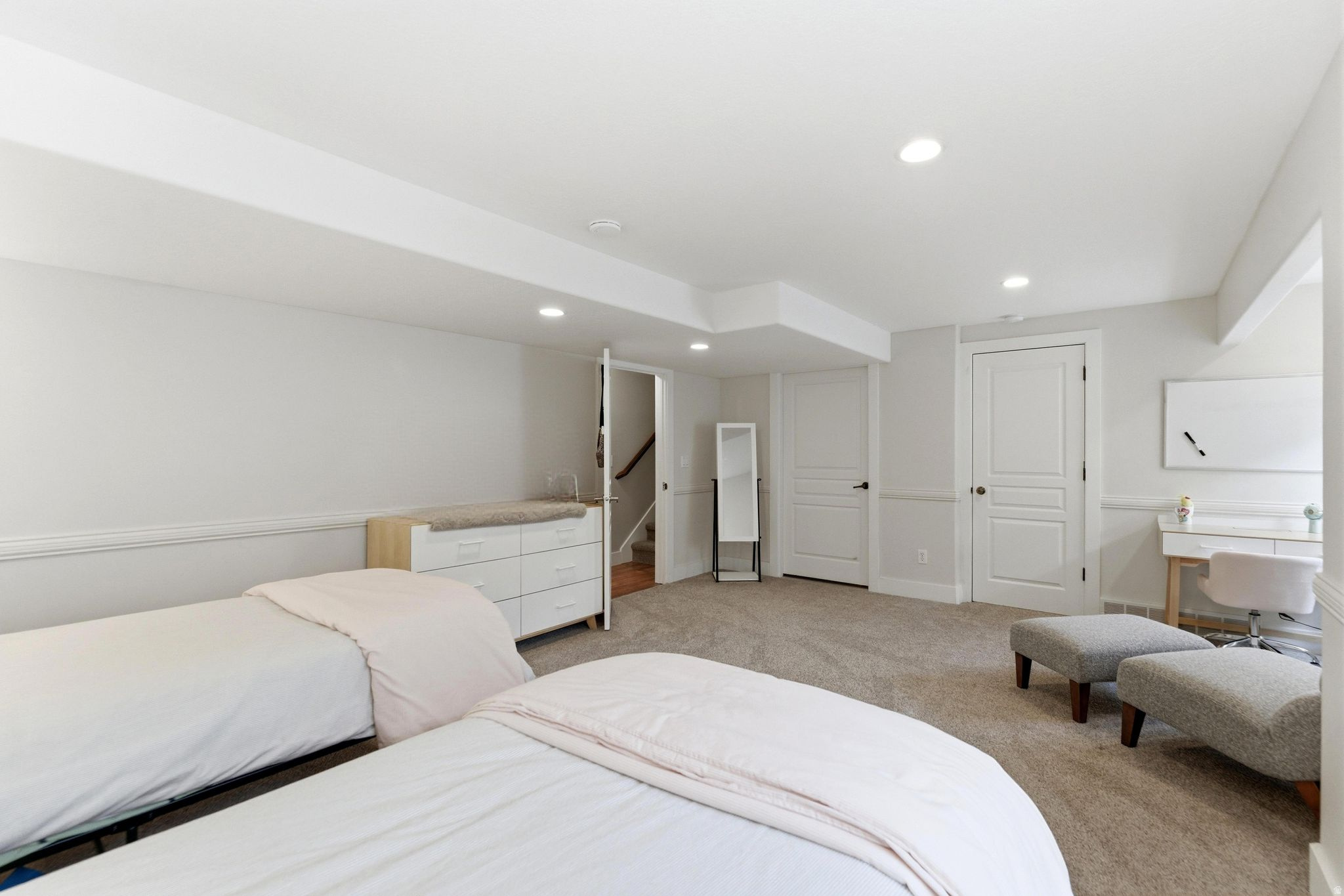 JUNIPER HEIGHTS - Residential