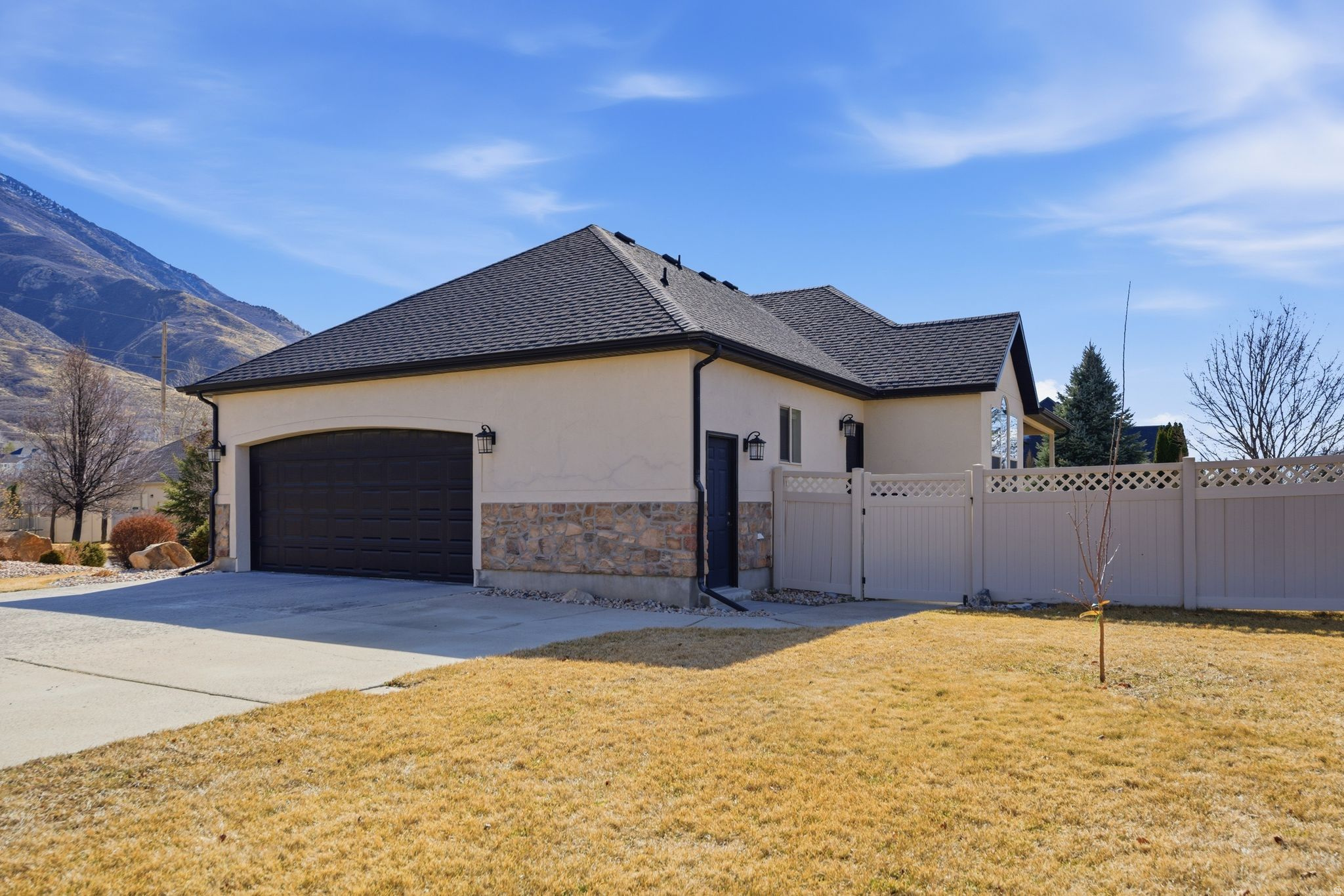 JUNIPER HEIGHTS - Residential