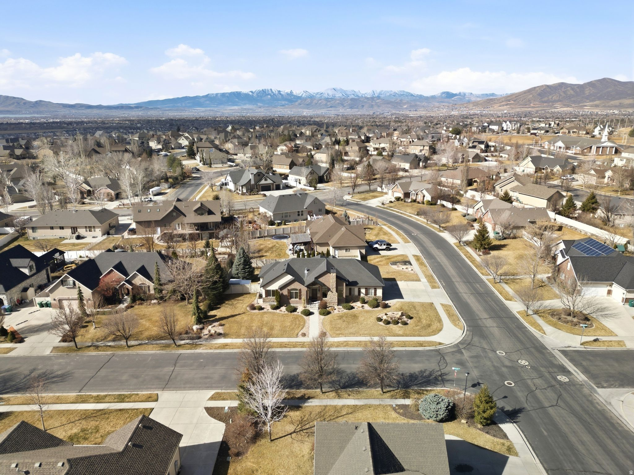 JUNIPER HEIGHTS - Residential