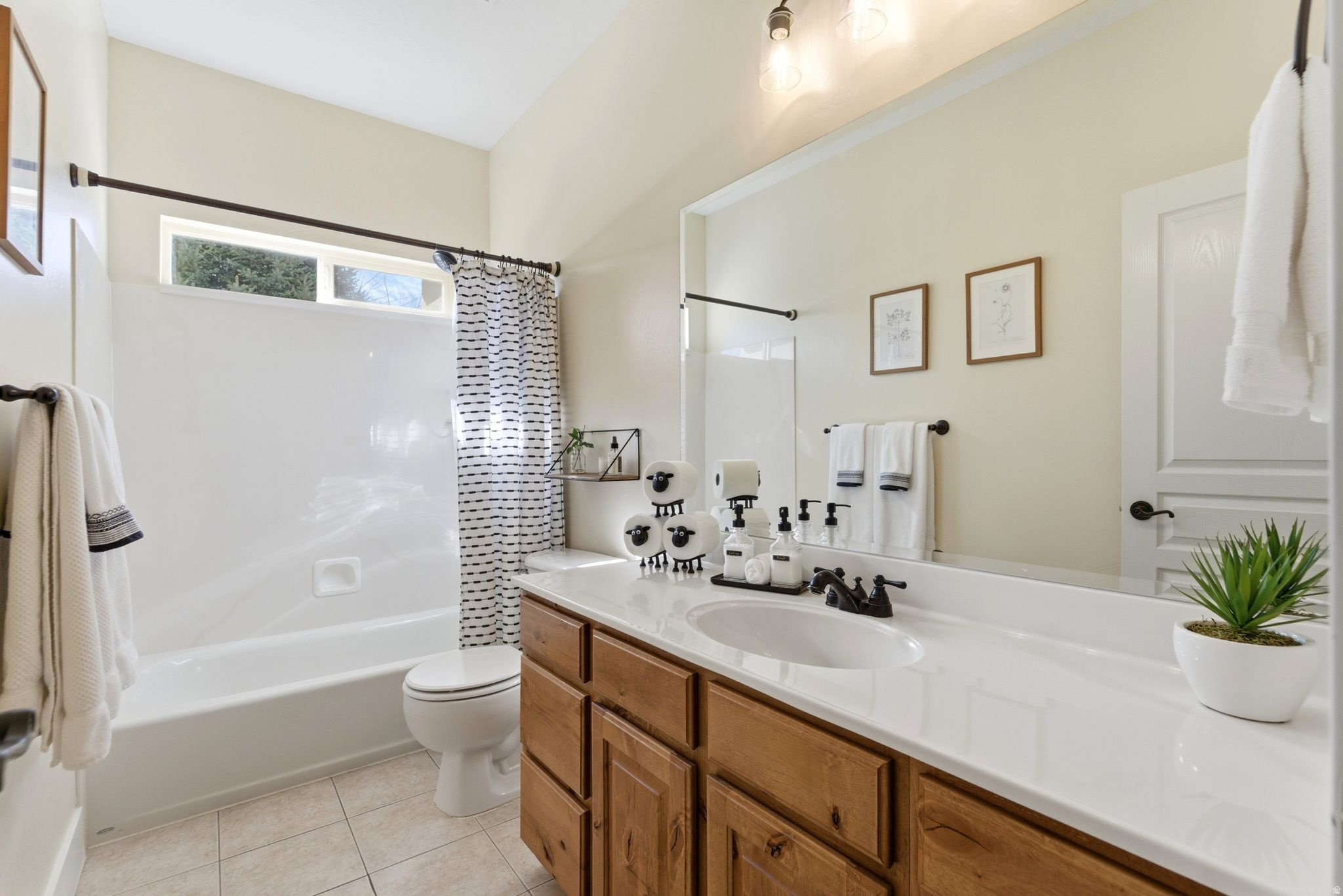 JUNIPER HEIGHTS - Residential