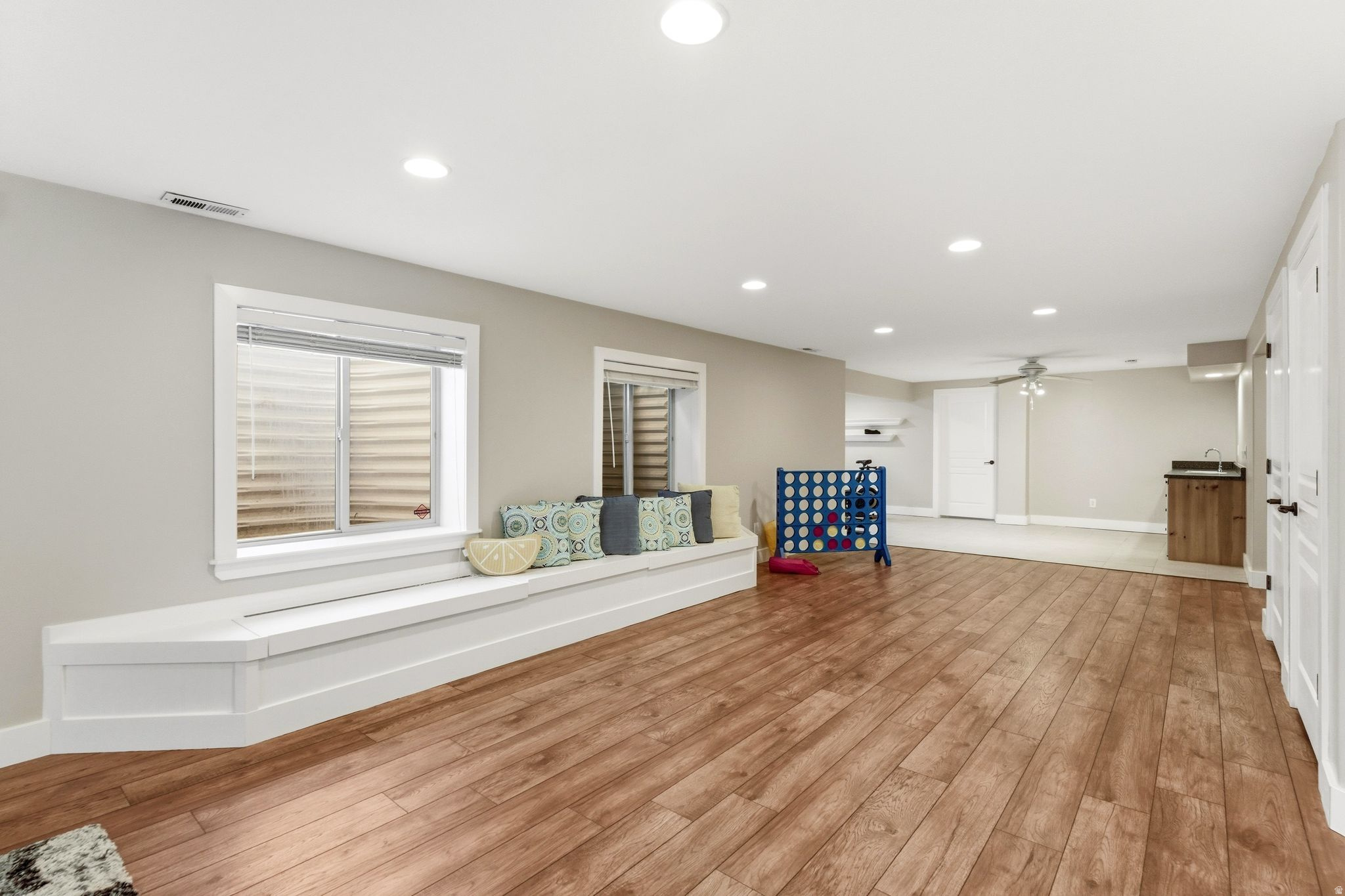 JUNIPER HEIGHTS - Residential