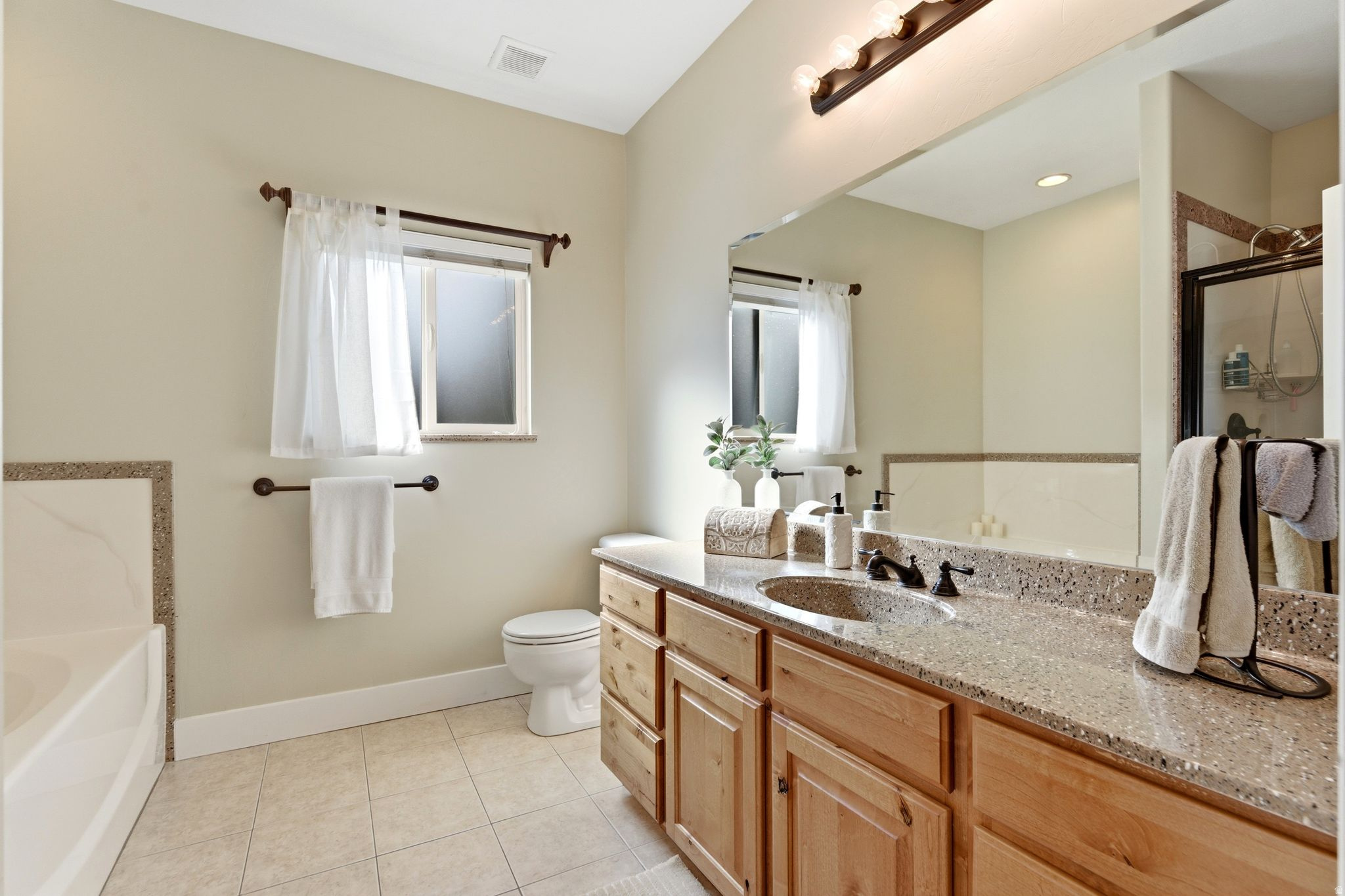 JUNIPER HEIGHTS - Residential