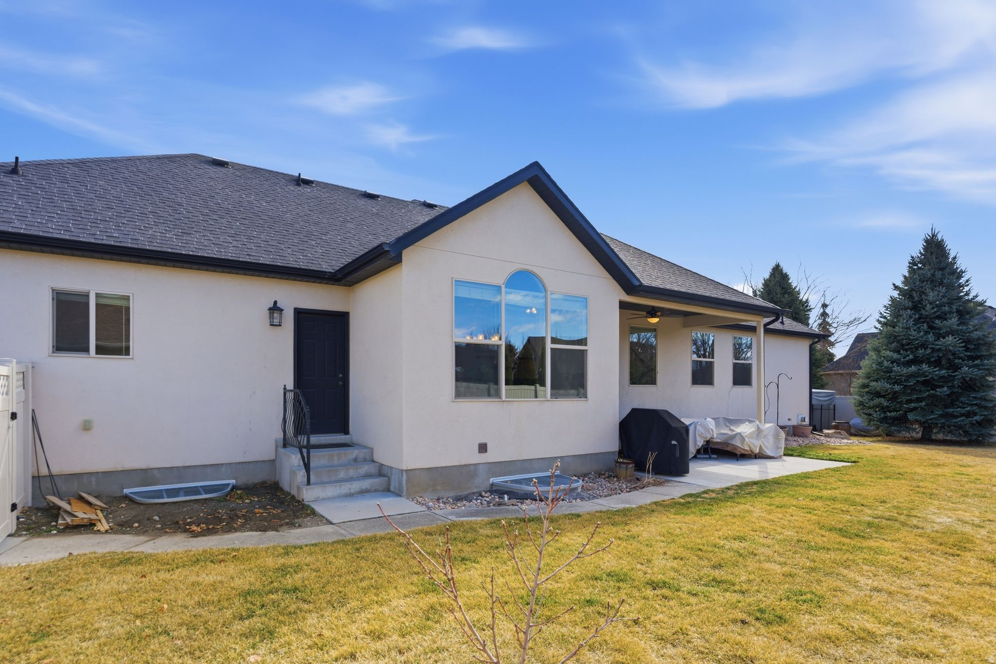 JUNIPER HEIGHTS - Residential